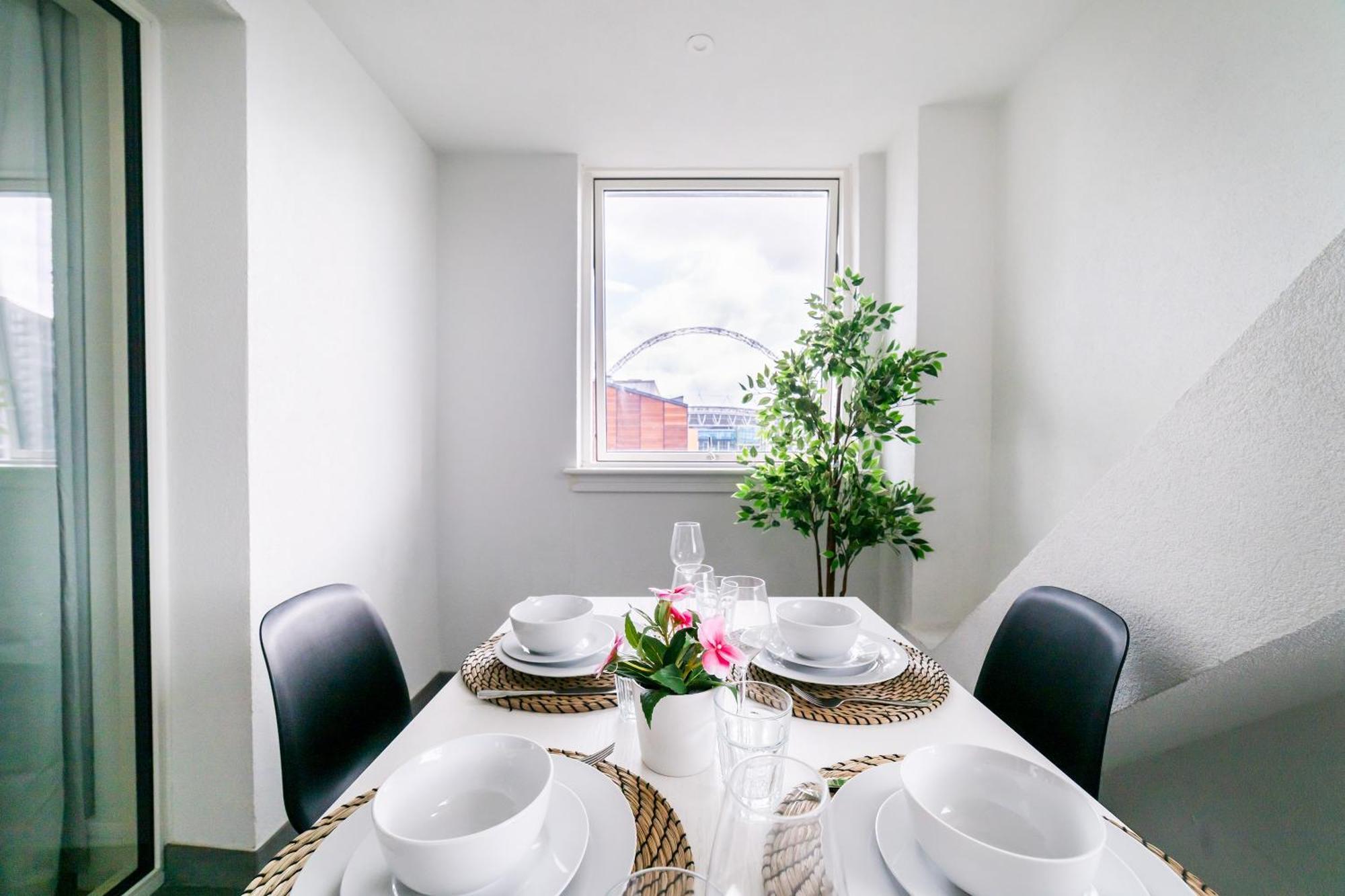 Apartamento Stylish Retreats On Olympic Way Londres Exterior foto
