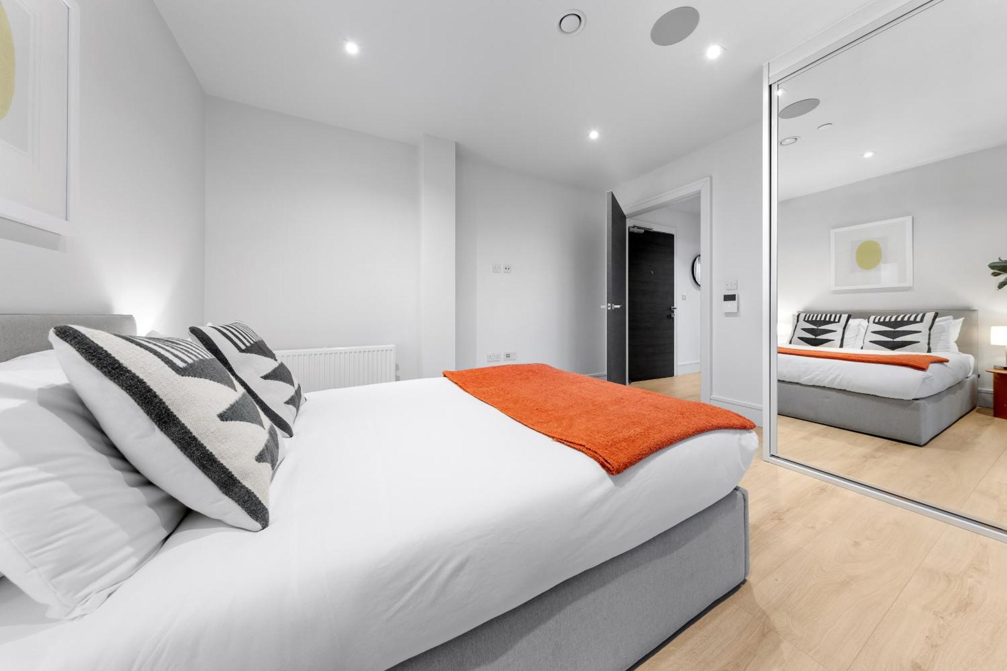 Apartamento Stylish Retreats On Olympic Way Londres Exterior foto